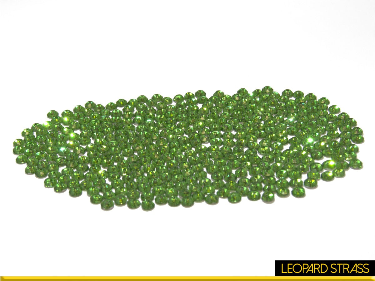 Jade Green : Classico Sew-On Rhinestone